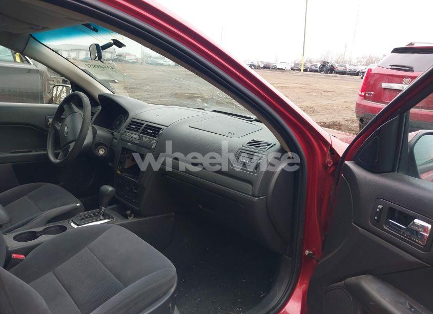 Photo 5 of 2006 Ford Fusion SE (VIN 3FAFP07ZX6R158211)