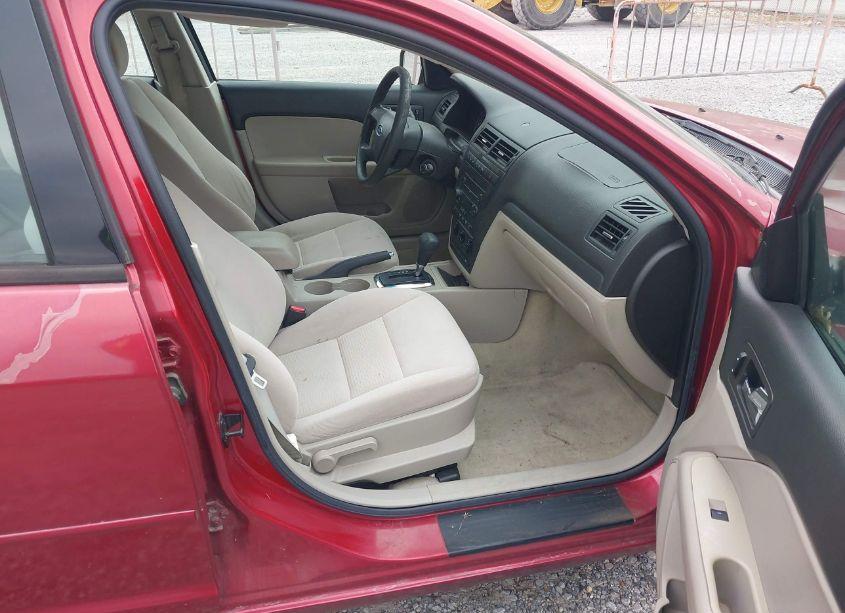 Photo 5 of 2006 Ford Fusion SE (VIN 3FAFP07ZX6R184145)