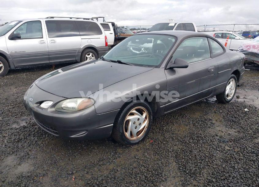 Photo 2 of 2002 Ford Escort ZX2 (VIN 3FAFP11302R221689)