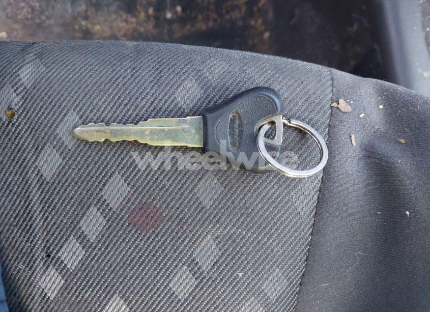 Photo 11 of 2001 Ford Escort ZX2 (VIN 3FAFP11321R241862)