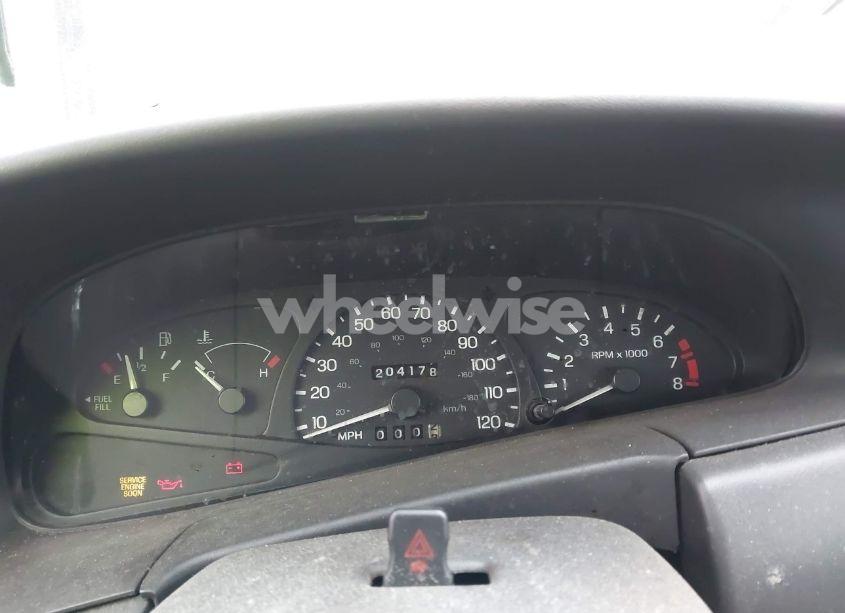 Photo 7 of 2002 Ford Escort ZX2 (VIN 3FAFP11332R206538)