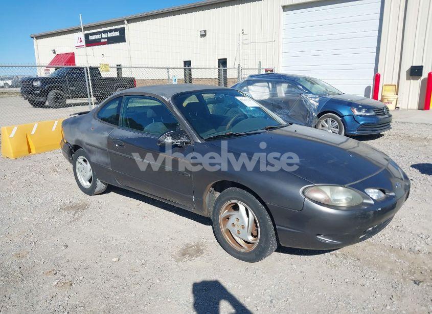 2002 Ford Escort ZX2 (VIN 3FAFP11342R103032) main photo