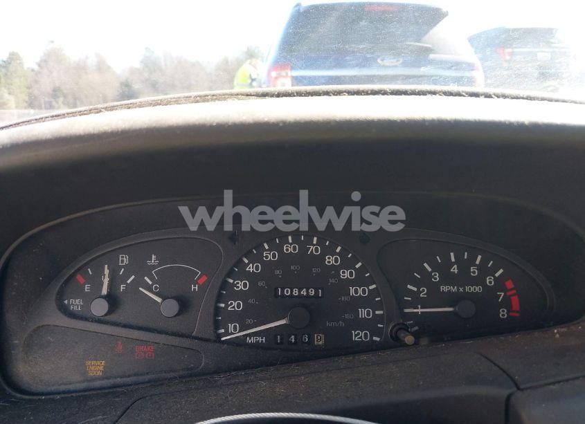 Photo 7 of 2002 Ford Escort ZX2 (VIN 3FAFP11342R103032)