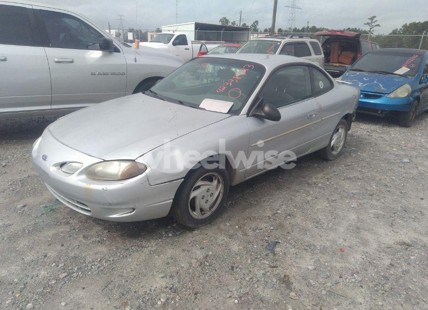 Photo 2 of 2002 Ford Escort ZX2 (VIN 3FAFP11382R230057)