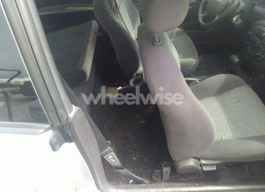 Photo 8 of 2002 Ford Escort ZX2 (VIN 3FAFP11382R230057)