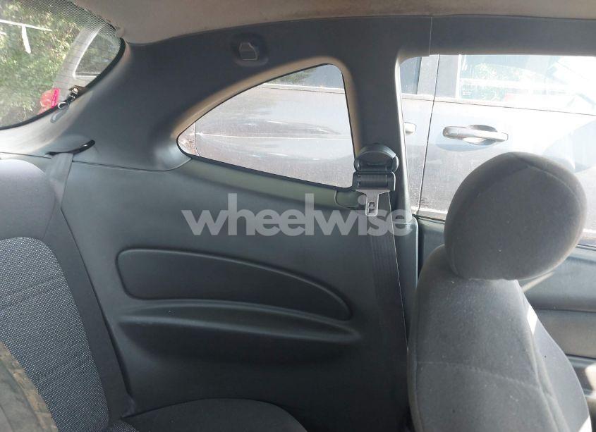 Photo 8 of 2001 Ford Escort ZX2 (VIN 3FAFP11391R163595)