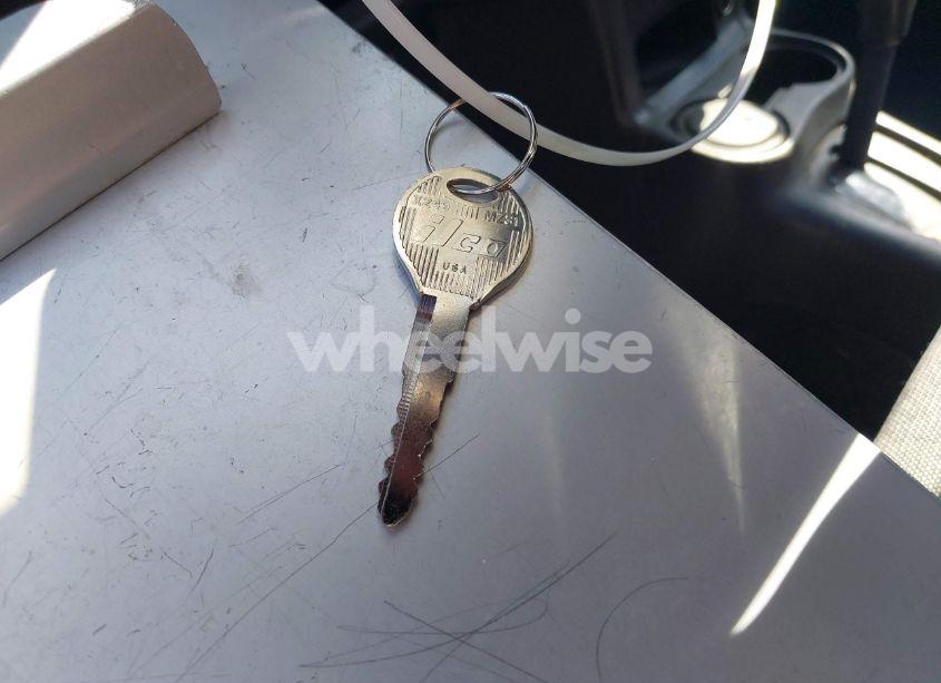 Photo 11 of 2001 Ford Escort ZX2 (VIN 3FAFP113X1R154856)