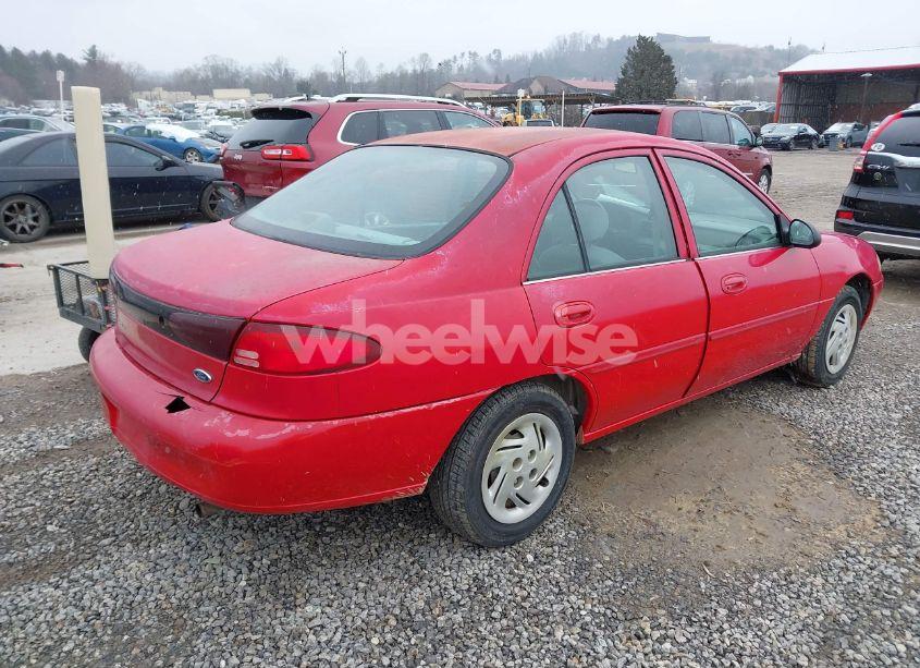 Photo 4 of 2001 Ford Escort N/A (VIN 3FAFP13P01R230911)