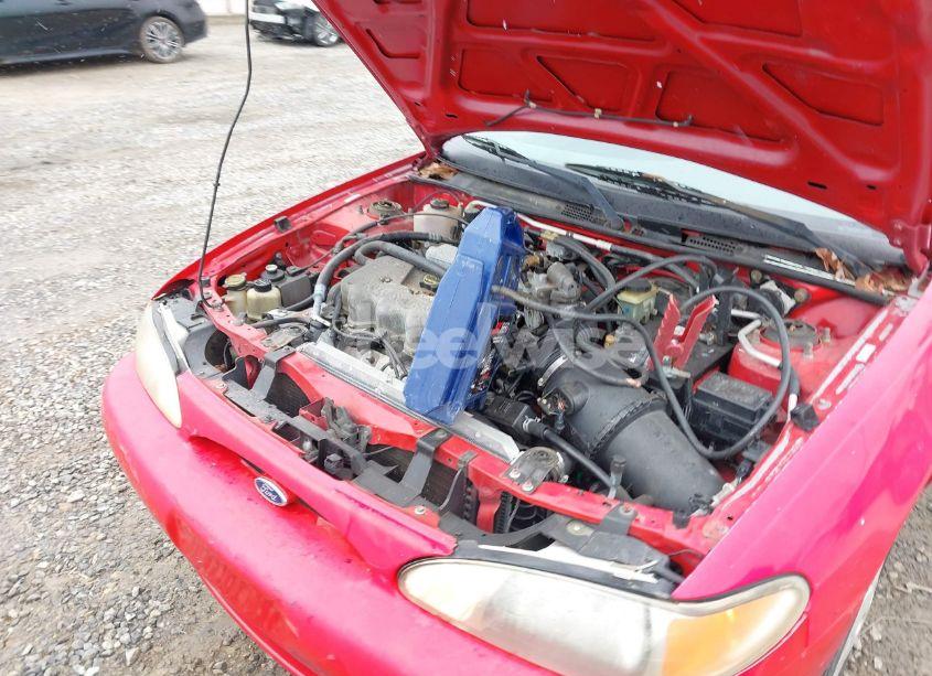 Photo 6 of 2001 Ford Escort N/A (VIN 3FAFP13P01R230911)