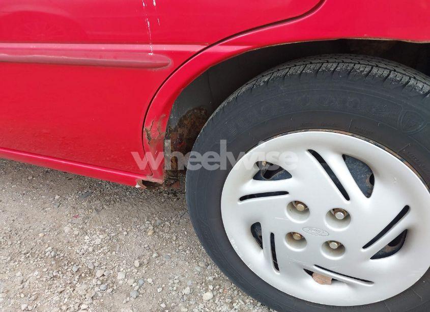 Photo 6 of 2002 Ford Escort FLEET (VIN 3FAFP13P22R128270)