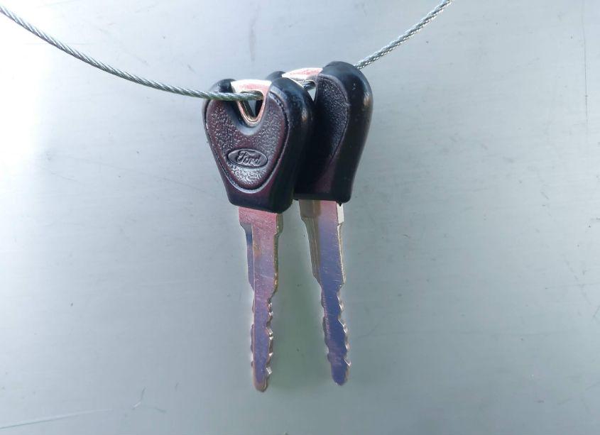 Photo 11 of 2000 Ford Escort N/A (VIN 3FAFP13P6YR181465)