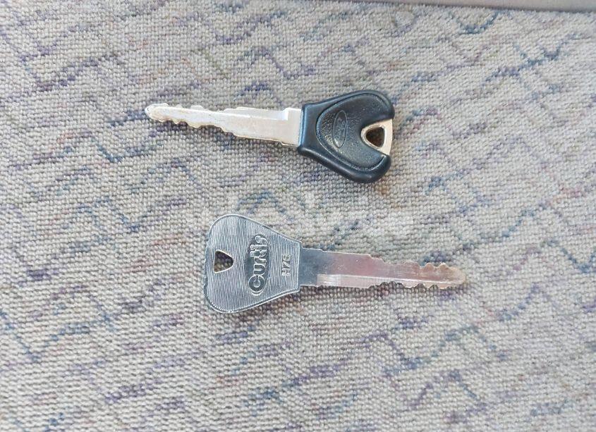 Photo 11 of 2000 Ford Escort N/A (VIN 3FAFP13P9YR194131)