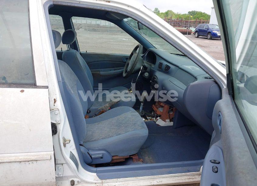 Photo 5 of 1999 Ford Escort SE (VIN 3FAFP15PXXR161344)