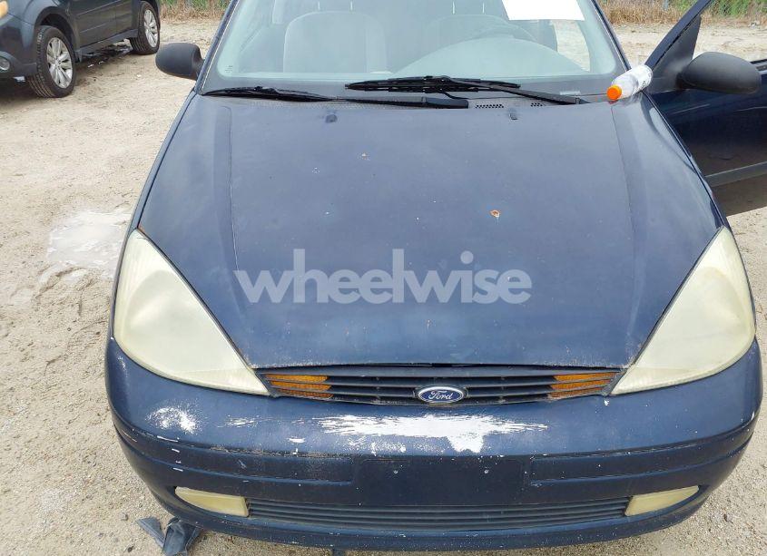 Photo 6 of 2001 Ford Focus ZX3 (VIN 3FAFP31301R244416)