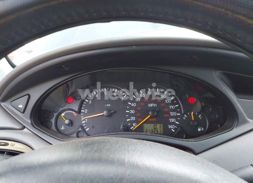 Photo 7 of 2001 Ford Focus ZX3 (VIN 3FAFP31301R244416)