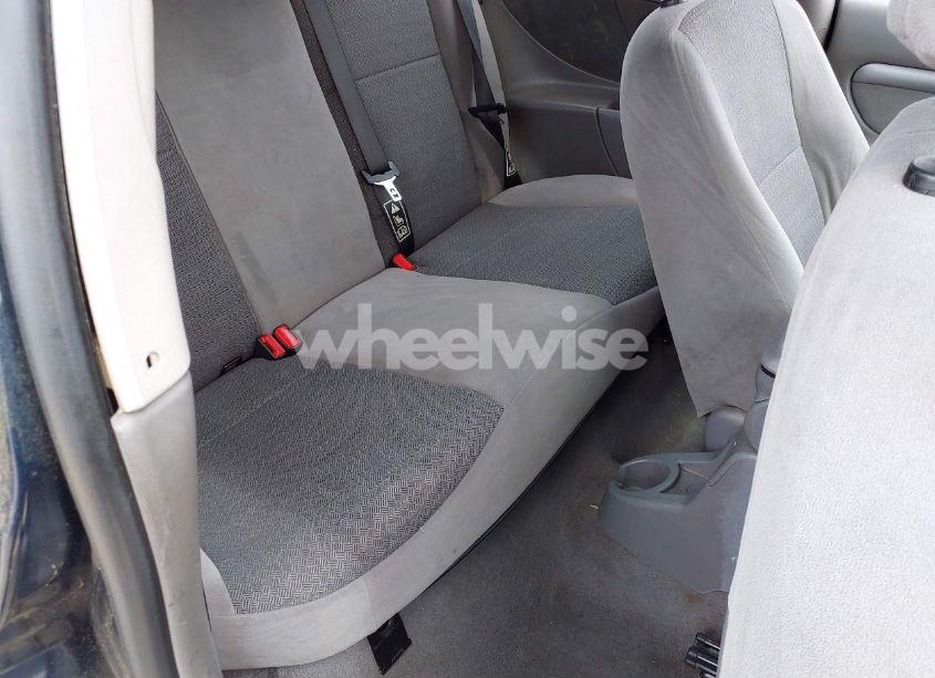 Photo 8 of 2001 Ford Focus ZX3 (VIN 3FAFP31301R244416)