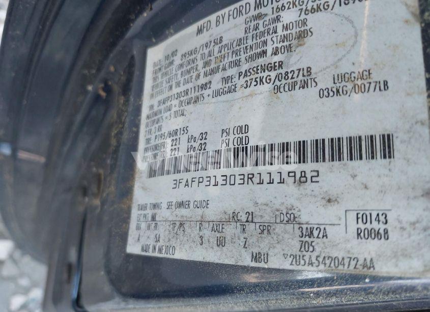 Photo 9 of 2003 Ford Focus ZX3 (VIN 3FAFP31303R111982)