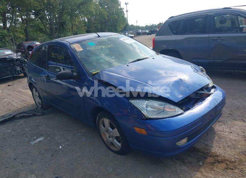 2003 Ford Focus ZX3 (VIN 3FAFP31303R176718) main photo