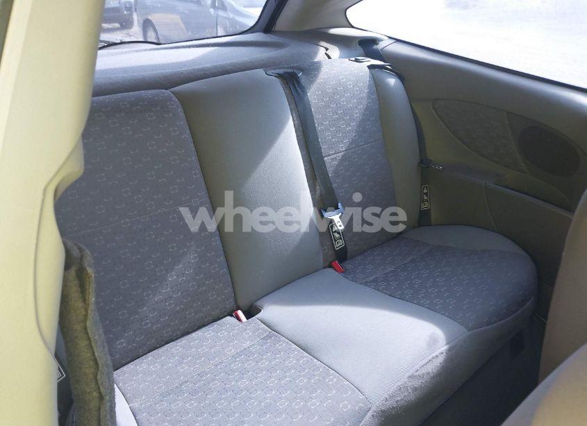 Photo 8 of 2003 Ford Focus ZX3 (VIN 3FAFP31303R176718)