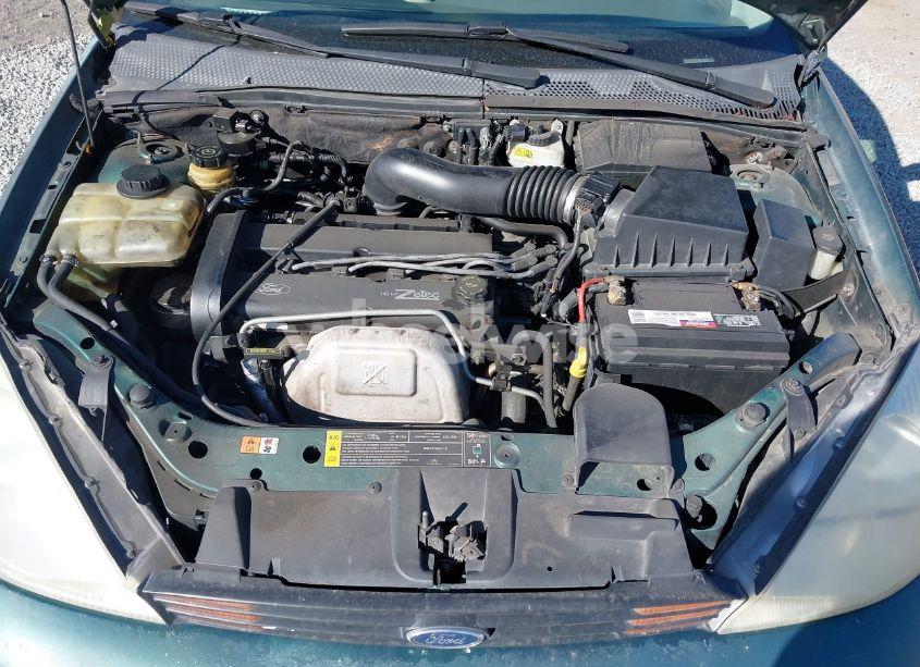 Photo 10 of 2000 Ford Focus ZX3 (VIN 3FAFP3130YR241557)