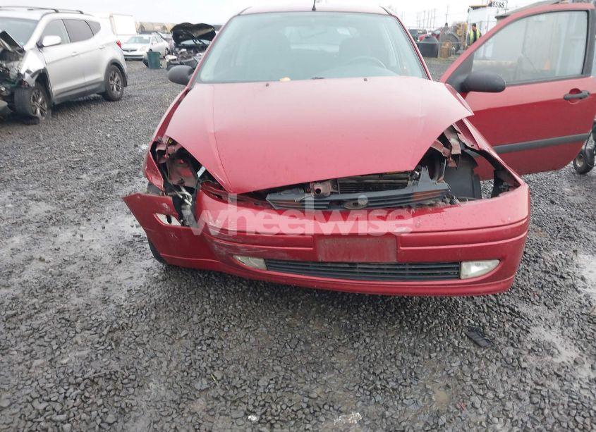 Photo 6 of 2001 Ford Focus ZX3 (VIN 3FAFP31311R108120)