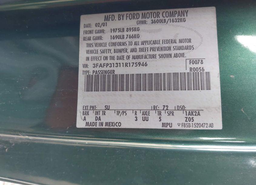 Photo 9 of 2001 Ford Focus ZX3 (VIN 3FAFP31311R175946)