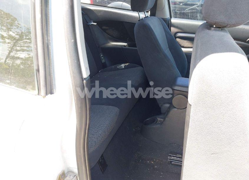 Photo 8 of 2001 Ford Focus ZX3 (VIN 3FAFP31311R243811)