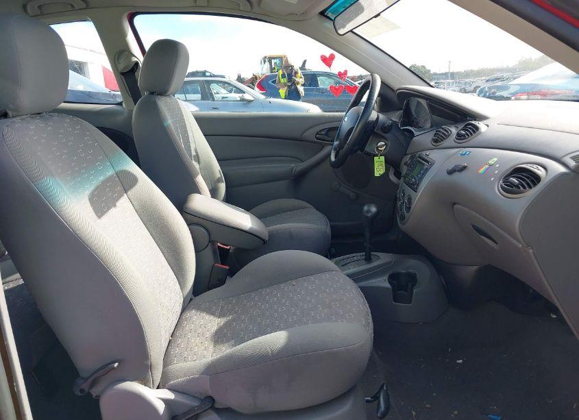 Photo 5 of 2004 Ford Focus ZX3 (VIN 3FAFP31314R123348)