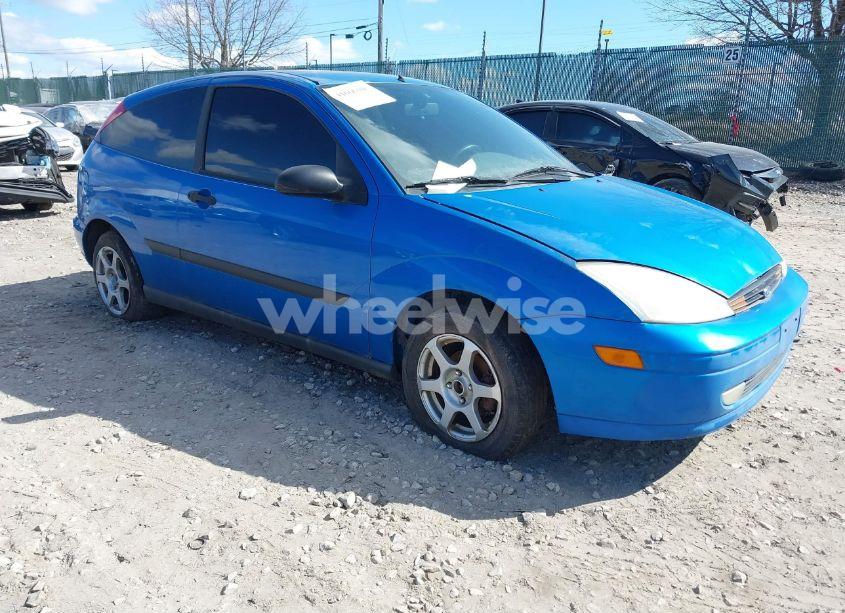 2001 Ford Focus ZX3 (VIN 3FAFP31321R198555) main photo