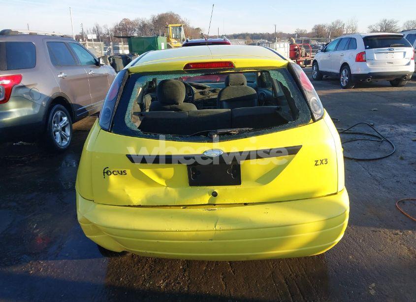 Photo 16 of 2001 Ford Focus ZX3 (VIN 3FAFP31321R229514)