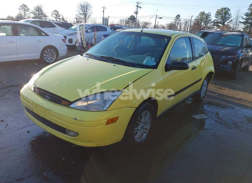 Photo 2 of 2001 Ford Focus ZX3 (VIN 3FAFP31321R229514)