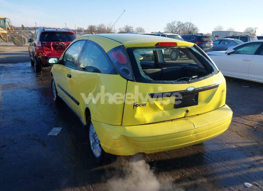 Photo 6 of 2001 Ford Focus ZX3 (VIN 3FAFP31321R229514)