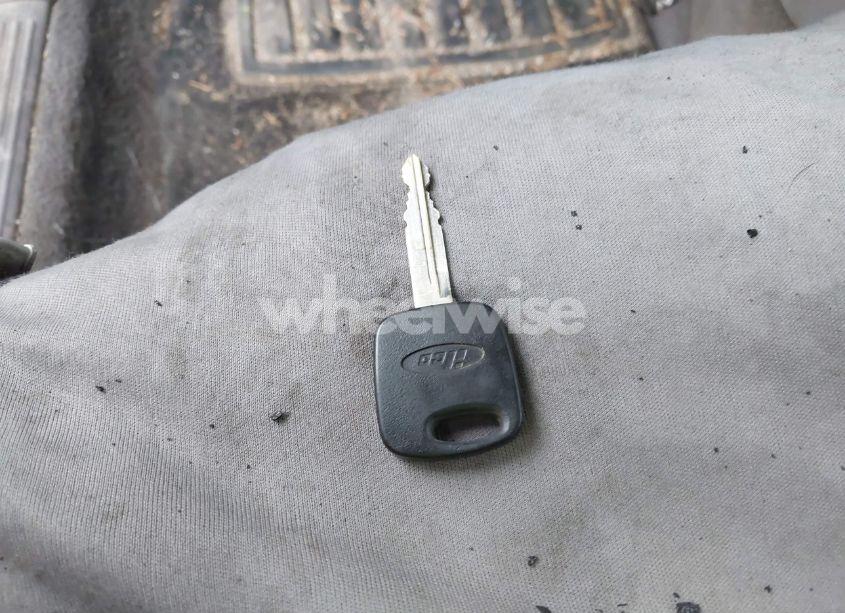 Photo 11 of 2004 Ford Focus ZX3 (VIN 3FAFP31324R119602)