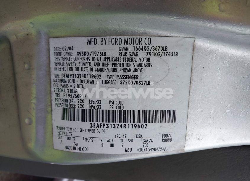 Photo 9 of 2004 Ford Focus ZX3 (VIN 3FAFP31324R119602)