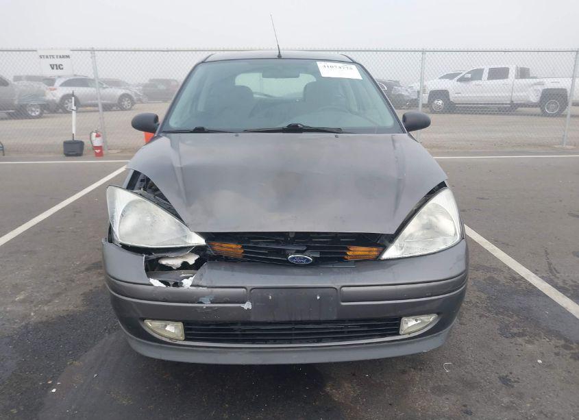 Photo 12 of 2001 Ford Focus ZX3 (VIN 3FAFP31331R250551)