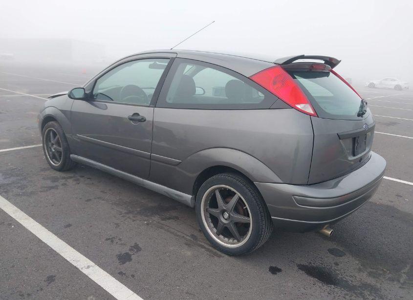 Photo 3 of 2001 Ford Focus ZX3 (VIN 3FAFP31331R250551)