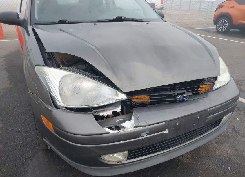 Photo 6 of 2001 Ford Focus ZX3 (VIN 3FAFP31331R250551)