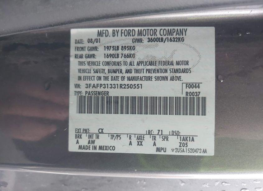 Photo 9 of 2001 Ford Focus ZX3 (VIN 3FAFP31331R250551)