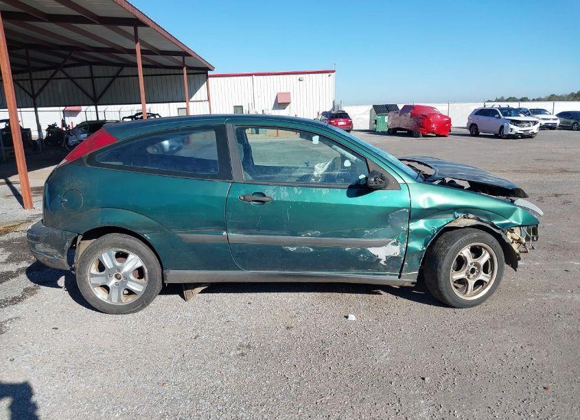 Photo 14 of 2001 Ford Focus ZX3 (VIN 3FAFP31341R219678)