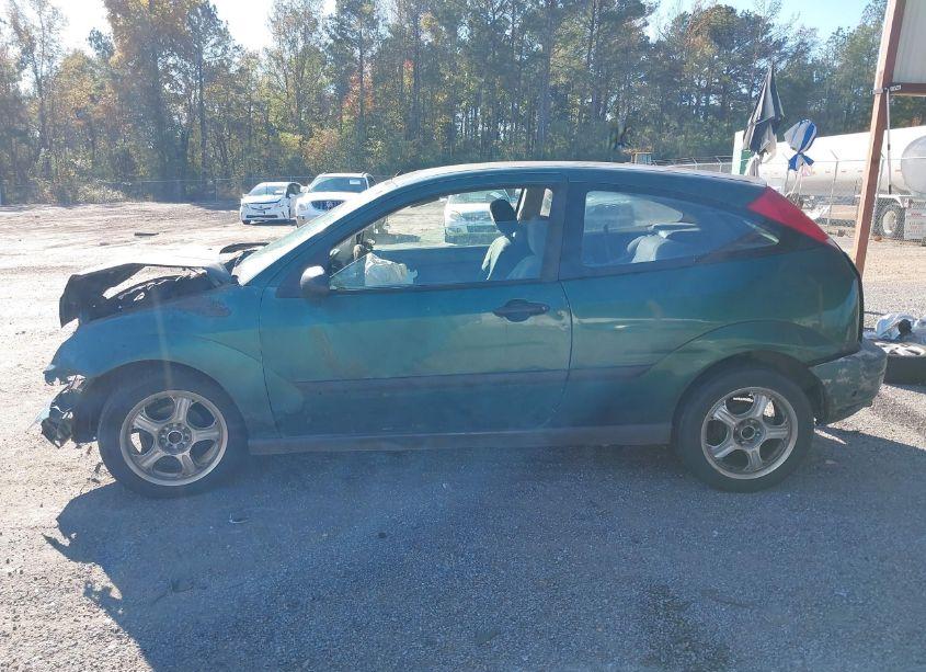 Photo 15 of 2001 Ford Focus ZX3 (VIN 3FAFP31341R219678)