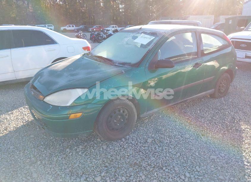 Photo 2 of 2002 Ford Focus ZX3 (VIN 3FAFP31342R169222)