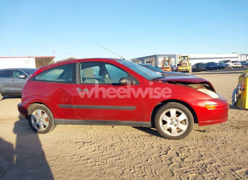 Photo 13 of 2001 Ford Focus ZX3 (VIN 3FAFP31351R151505)