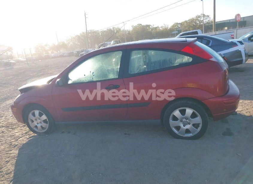 Photo 14 of 2001 Ford Focus ZX3 (VIN 3FAFP31351R151505)
