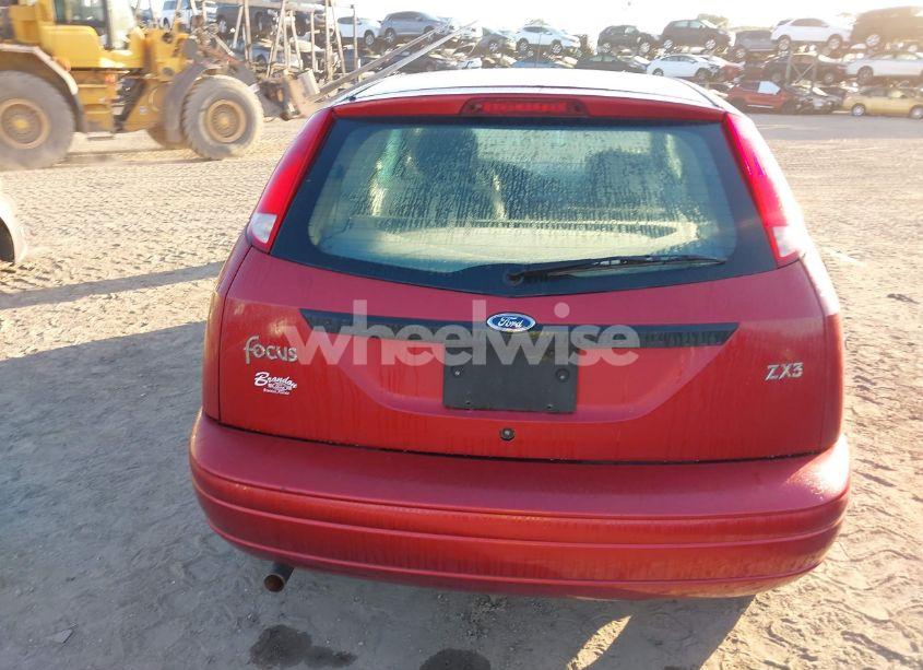 Photo 16 of 2001 Ford Focus ZX3 (VIN 3FAFP31351R151505)