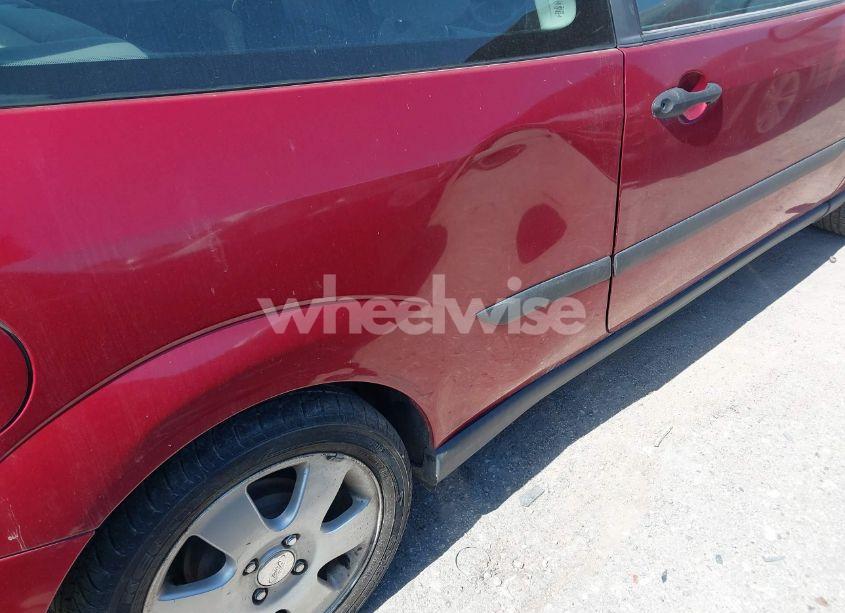 Photo 17 of 2001 Ford Focus ZX3 (VIN 3FAFP31351R151505)