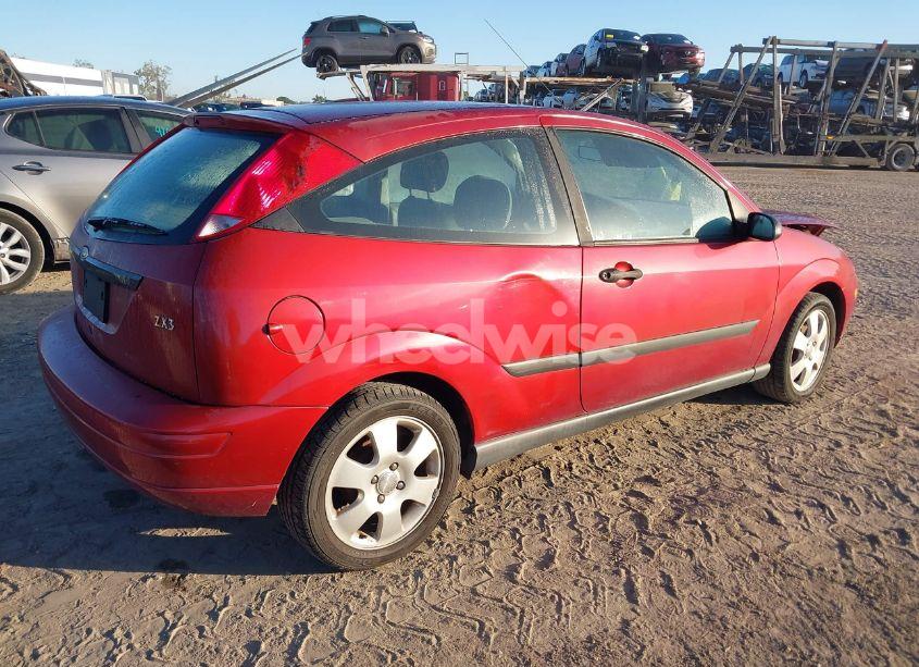 Photo 4 of 2001 Ford Focus ZX3 (VIN 3FAFP31351R151505)