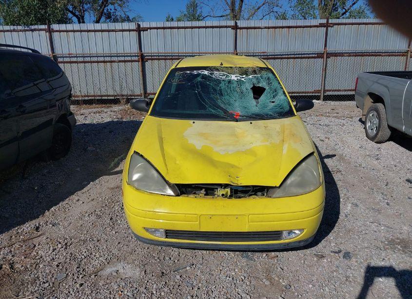 Photo 6 of 2001 Ford Focus ZX3 (VIN 3FAFP31351R248025)