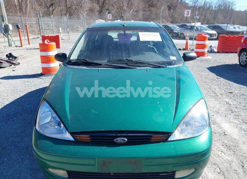 Photo 12 of 2002 Ford Focus ZX3 (VIN 3FAFP31362R167648)