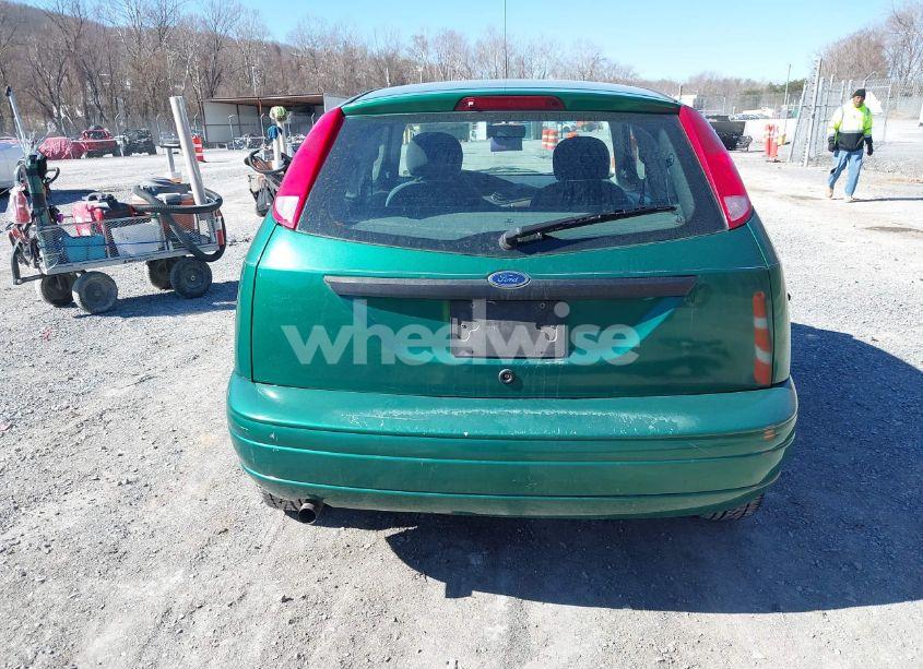 Photo 16 of 2002 Ford Focus ZX3 (VIN 3FAFP31362R167648)