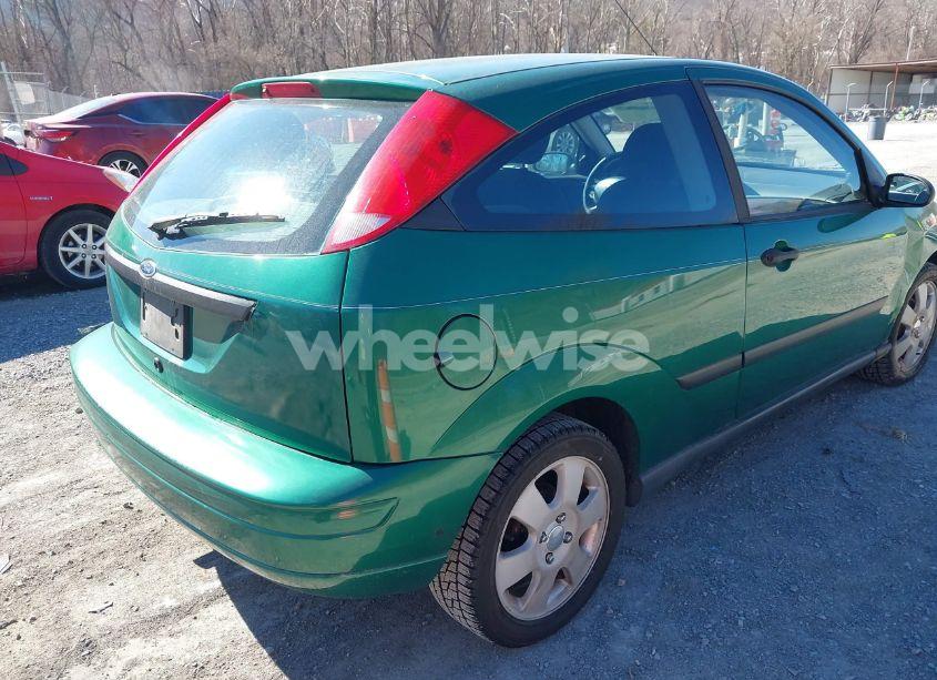 Photo 4 of 2002 Ford Focus ZX3 (VIN 3FAFP31362R167648)